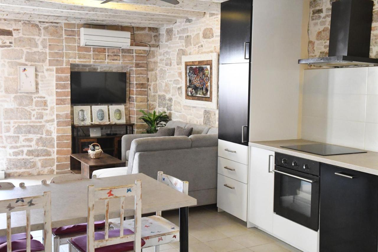 Arte Apartment